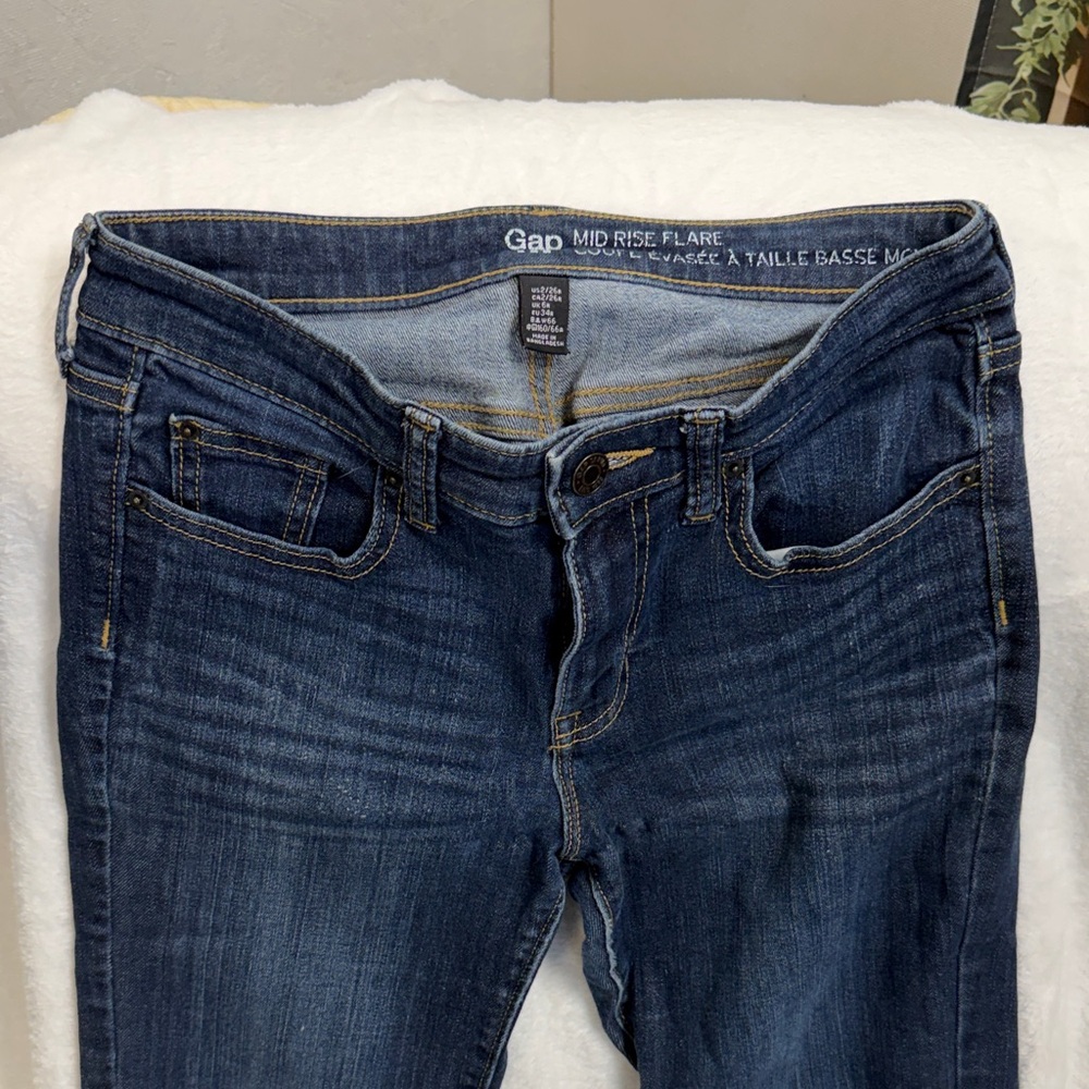 GAP Women's Flare Jeans - Deep Indigo